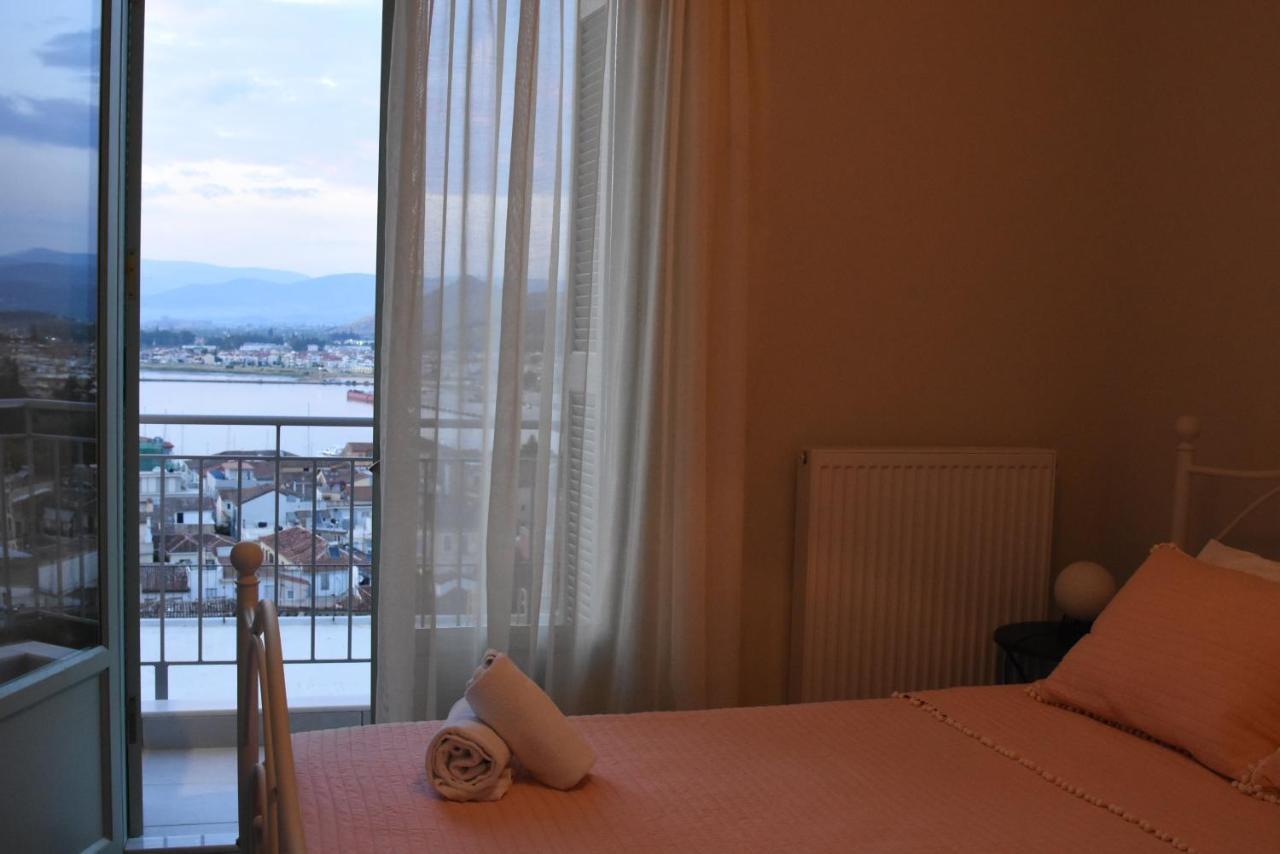 "Ροδι" Διαμερισμα / "Rodi" Apartment ナフプリオ エクステリア 写真
